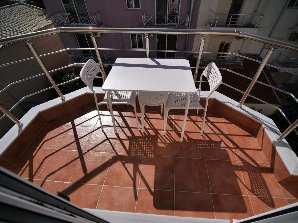 Himara Royal Hotel Kültér fotó