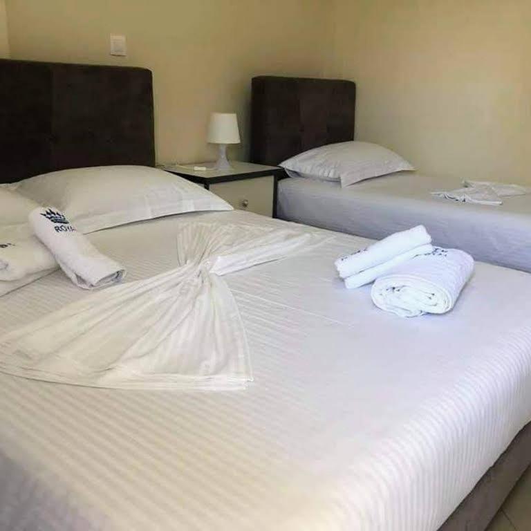 Himara Royal Hotel Kültér fotó