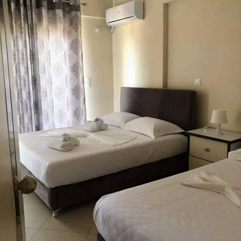 Himara Royal Hotel Kültér fotó