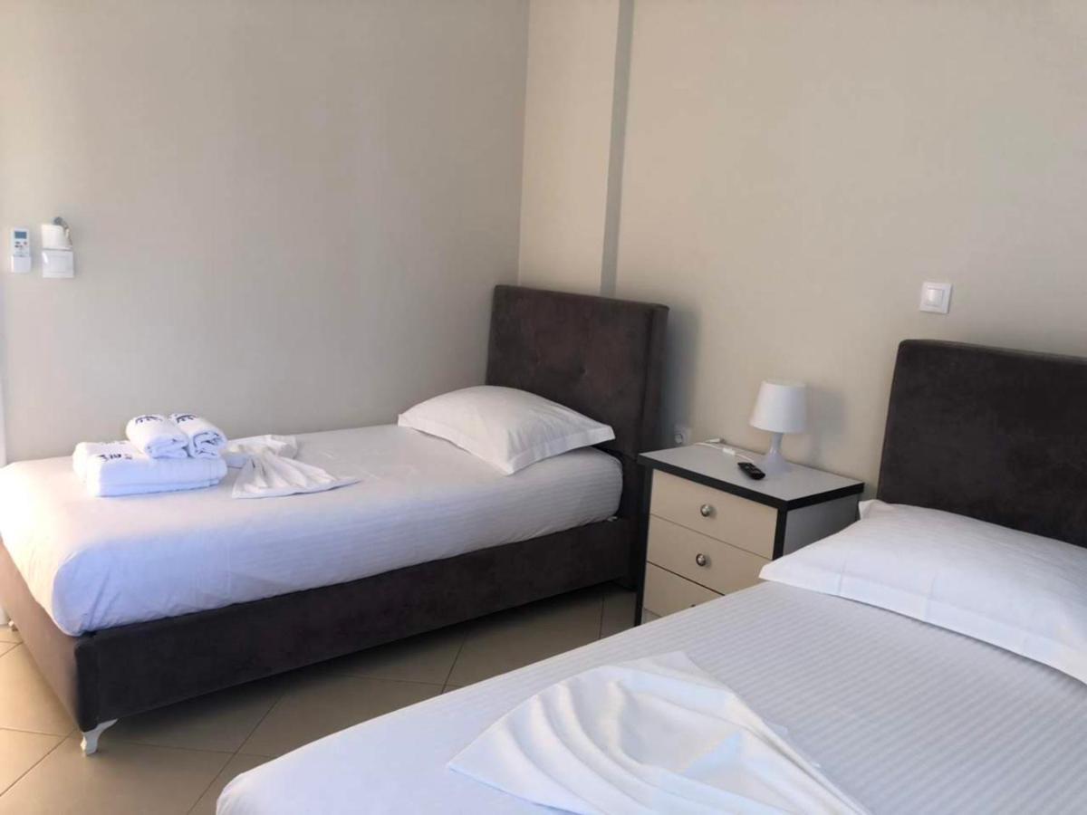 Himara Royal Hotel Kültér fotó
