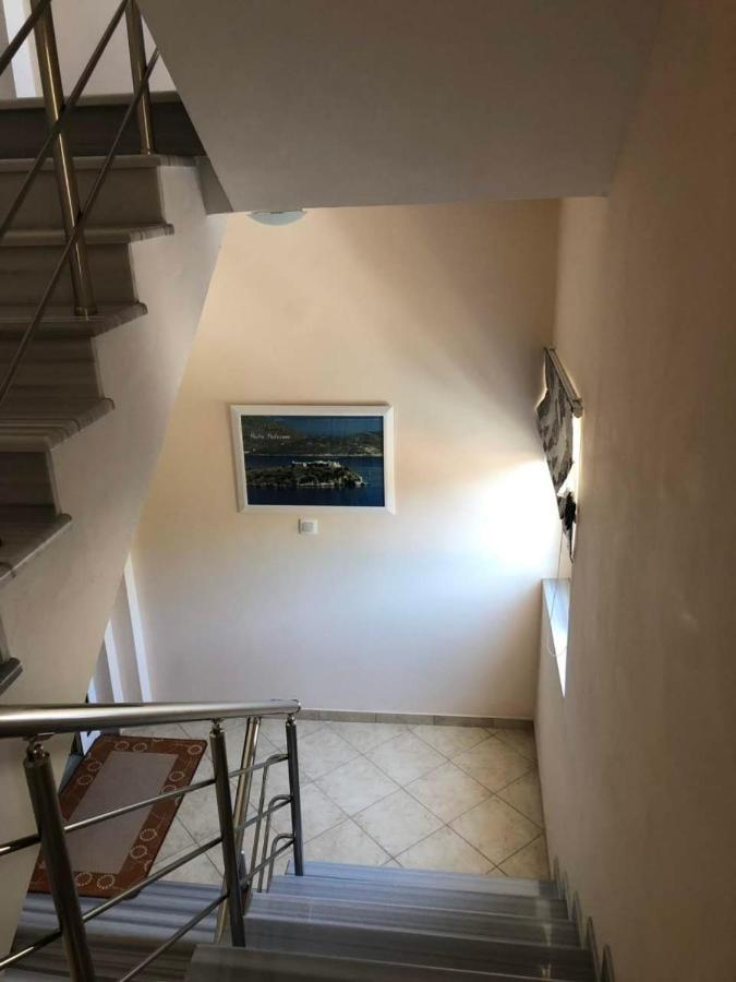 Himara Royal Hotel Kültér fotó